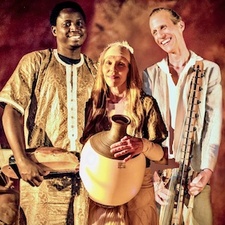 Nils Kercher Trio mit special guest Oumar Barou Kouyaté (Mali)