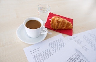 Morgennebel. Das Frühstücksseminar