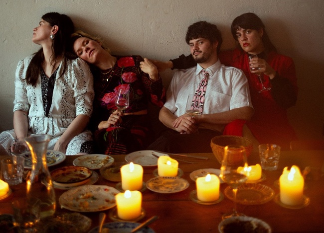 MACHT ENDLICH DAS LICHT AN!