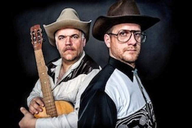 Die Frau wird schöner mit jedem Glas Bier