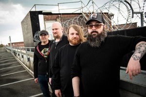 TOP TEN SOMMER FESTIVAL - WASTING PIGS + DOORWAY EFFECT