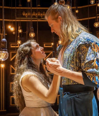 ROMEO UND JULIA - Liebe ist alles