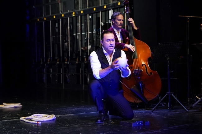 Dirk Schäfer: Salto Cannibale