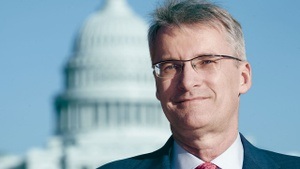 Es war einmal in Amerika – Haben wir einen Kulturkonflikt? | Podiumsgespräch mit ZDF-Washington-Korrespondent Elmar Theveßen
