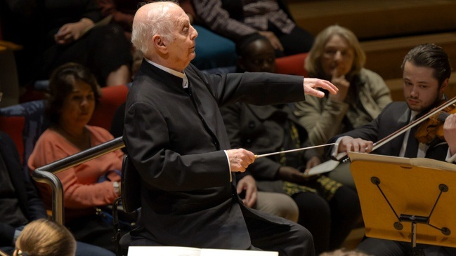 BOULEZ ENSEMBLE & DANIEL BARENBOIM