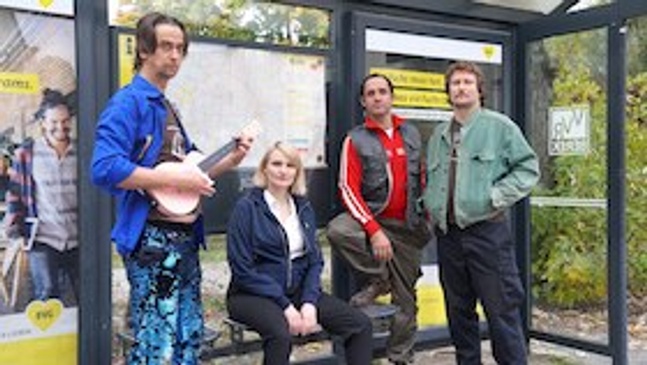 WARTEN AUF´N BUS