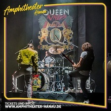 THE QUEEN KINGS DELUXE