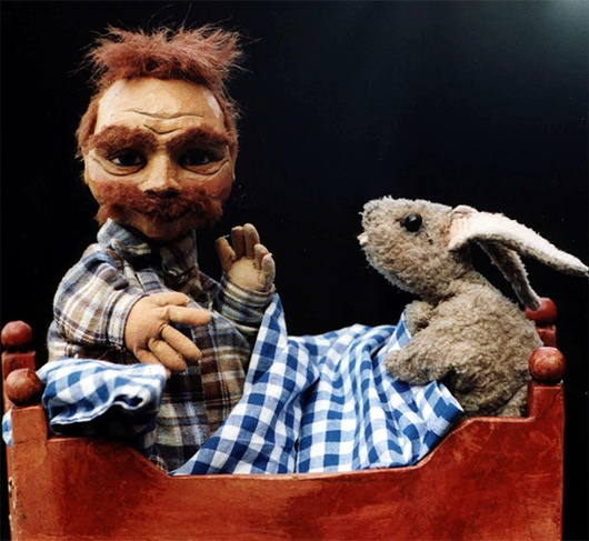 Es klopft bei Wanja in der Nacht