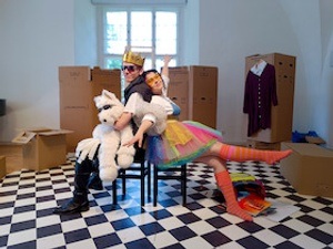 Das kleine weiße Pony