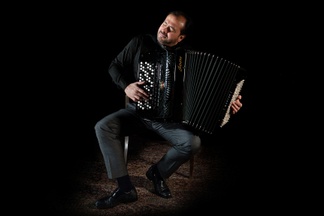 Dejan Jovanovic Quintett: feat. Oana Cătălina Chițu