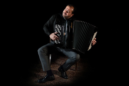 Dejan Jovanovic Quintett: feat. Oana Cătălina Chițu