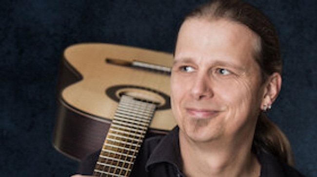 STEFAN EICHNER SPIELT REINHARD MEY