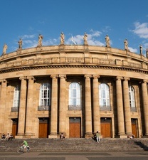 Eine Reise durchs Opernhaus