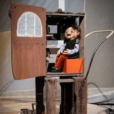 K4Y: Die Riesin und ihr Topf