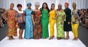 Afrikanische Frauen im Fokus: Mode, Musik und Kultur erleben