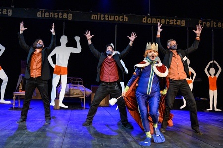 EINE WOCHE VOLLER SAMSTAGE