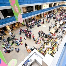 »Der Gasteig brummt!« für Kinder und Familien