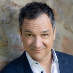 Stephan Bauer