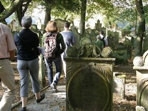 Führung zum und über den Jüdischen Friedhof