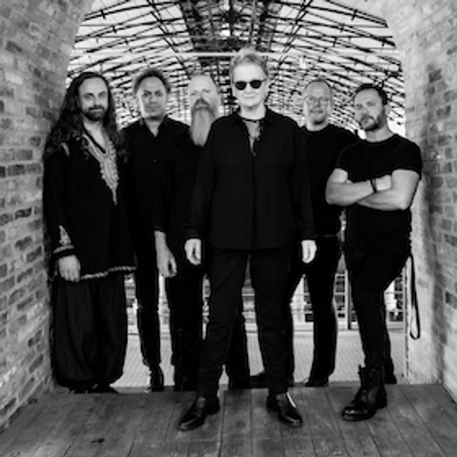 ANNE CLARK & BAND