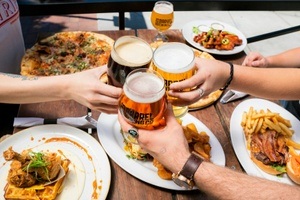 Pizza Drinks Sundowner