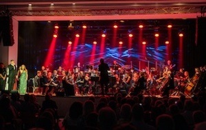 Heaven is a Place on Earth - Konzert des SAP Sinfonieorchesters