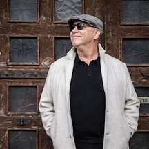 Der Mann. Die Legende. Der Don!