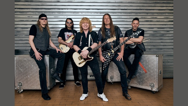 PILEDRIVER - First Nations Rock Tour (mit AC/DC-Tribute-Band KING BON)