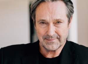 Helmut Zierl - "Follow the sun – Der Sommer meines Lebens"