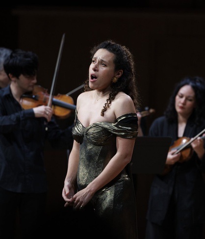 Adèle Charvet | Le Consort