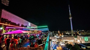 Rooftop Summer Opening | Weekend Club - Sa, 30.05.