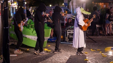 KommaKlaus und die 5 Ausrufezeichen