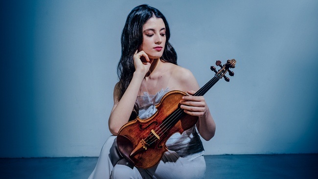 Filarmónica Joven de Colombia – Strawinsky Feuervogel | María Dueñas spielt Lalo Symphonie espagnole