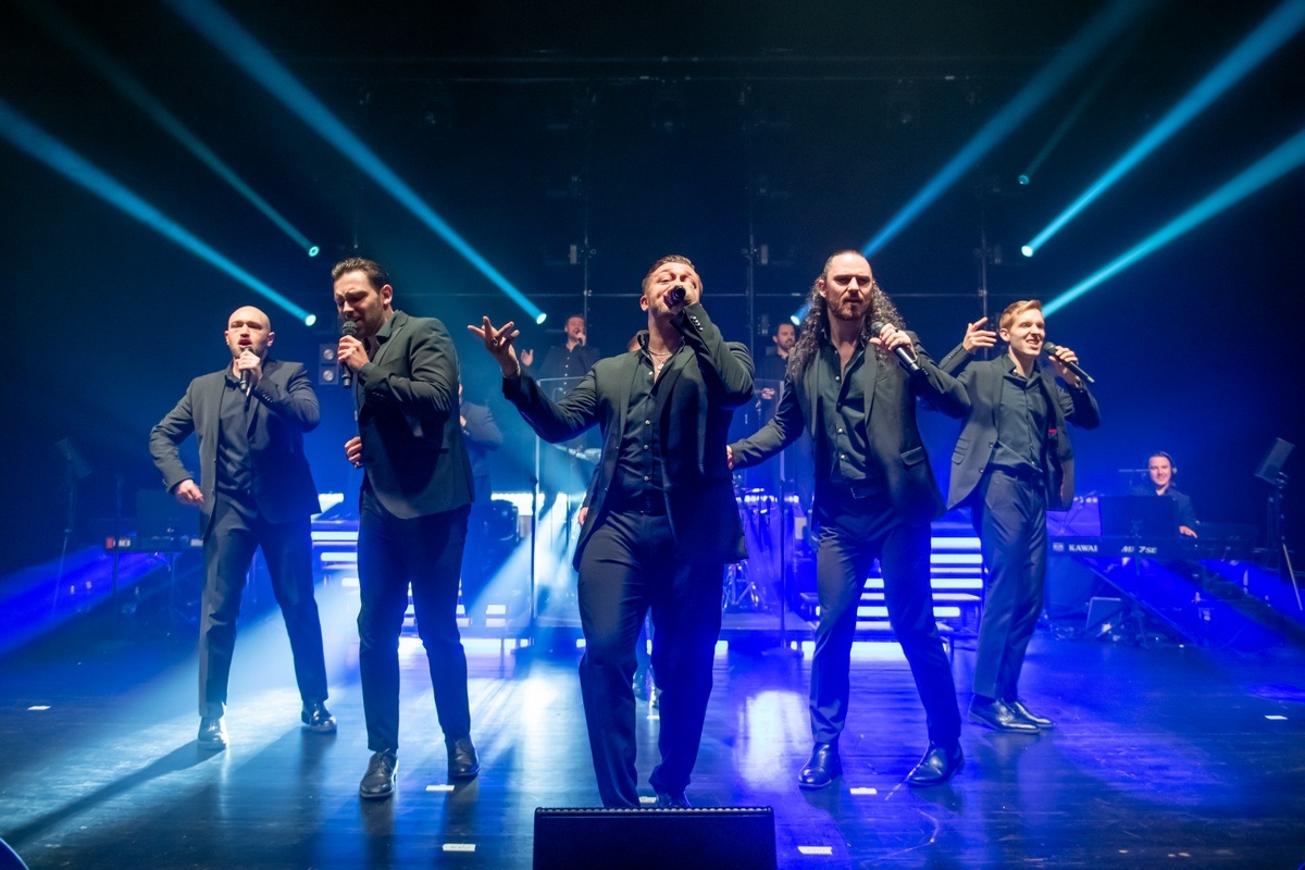 The 12 Tenors