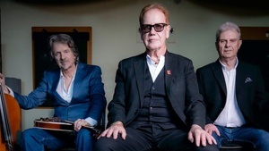 Oysterbands John Jones, Ray Cooper, Al Scott