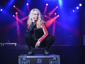 Vanja Sky