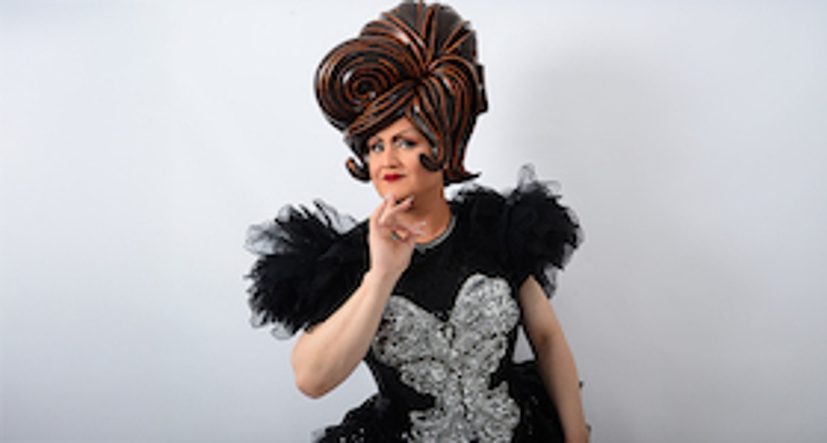 Frl. Wommy Wonder und Elfriede Schäufele: Aber hallo!