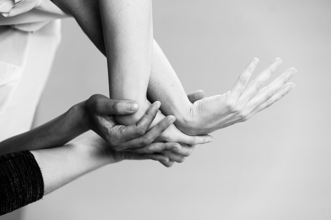 bottom up productions & Isabela Fernandes Santana: O Que Resta do Fogo