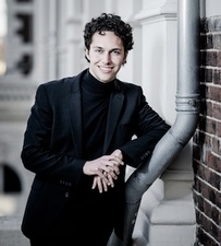 Nikola Meeuwsen | Klavier