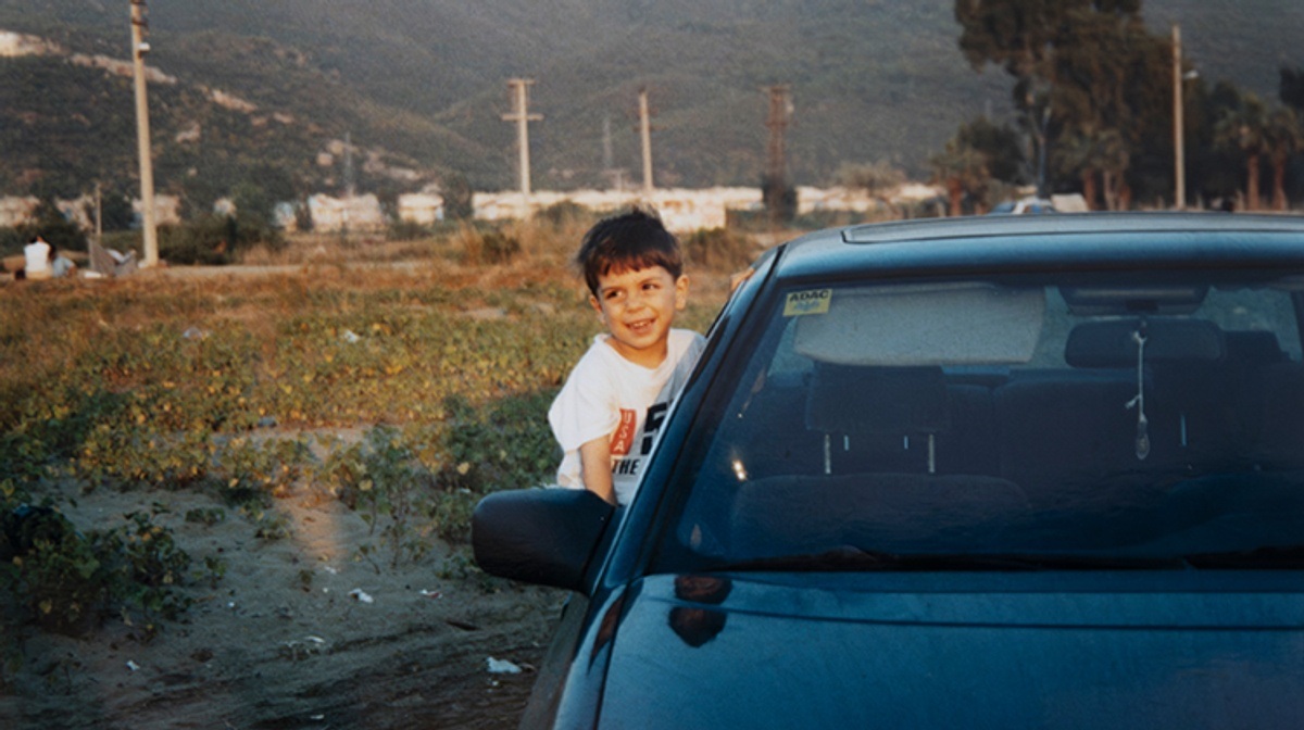 designkrefeld sichtbar: Fotoausstellung »Was uns hält«