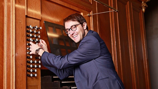 Kleine Orgel Große Orgel