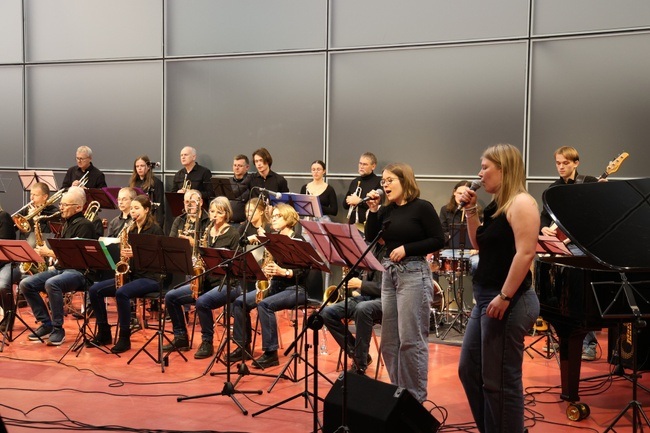 Jazzclub Biergarten: Reutlingen University Big Band