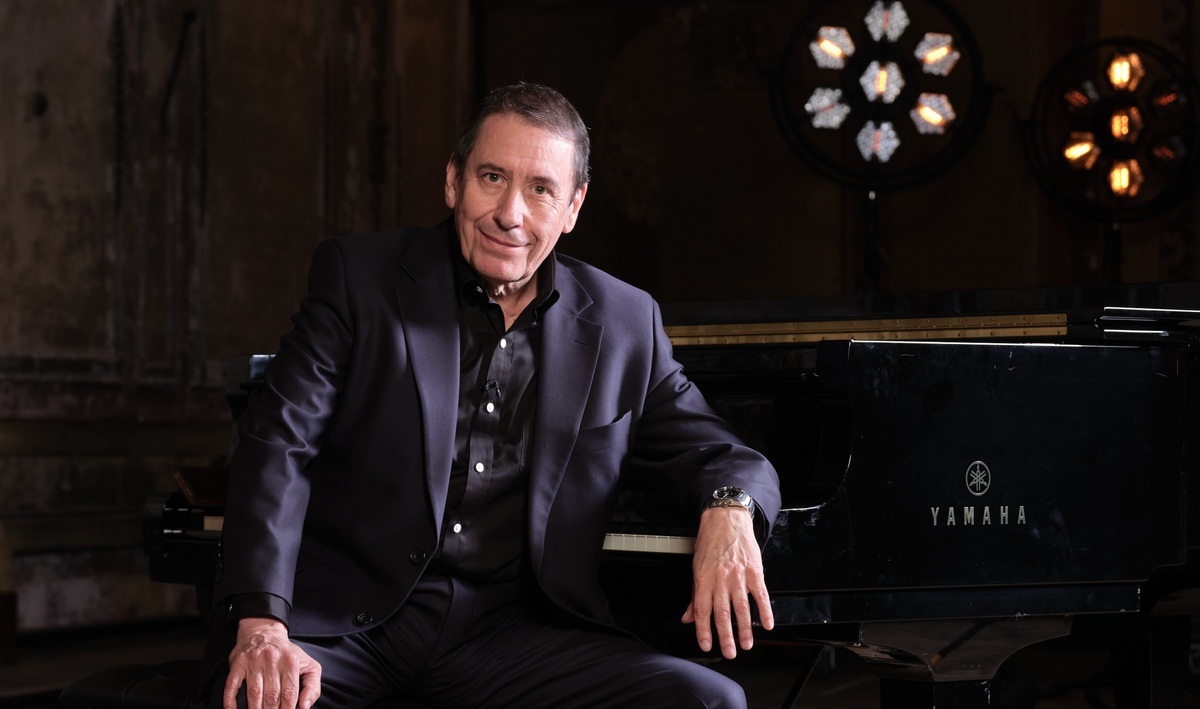 Jools Holland