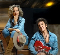 Carl Carlton & Melanie Wiegmann and the Great Band