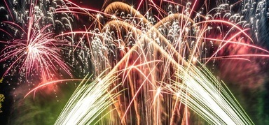 FEUER & FLAMME