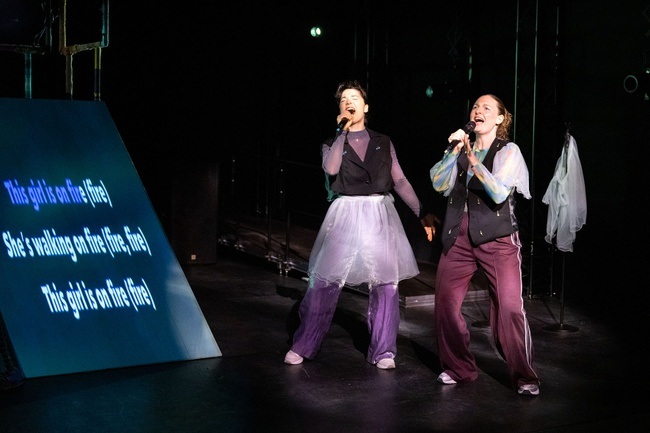 WANN HAST DU DAS LETZTE MAL AUF DER SPITZE EINES BERGES SEX GEHABT?