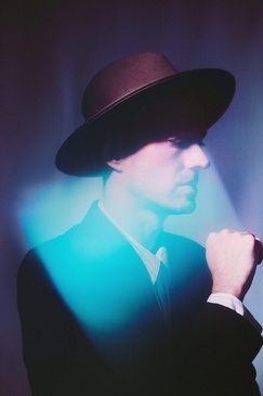 THE VEILS
Support: ANTHONIE TONNON