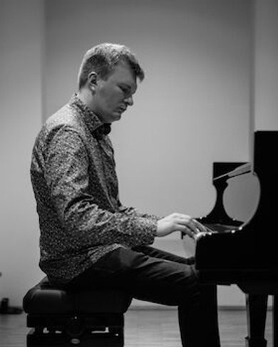 Vitalii Kianitsyia: Night Music