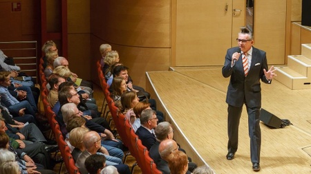 Mit Götz Alsmann ins Konzert