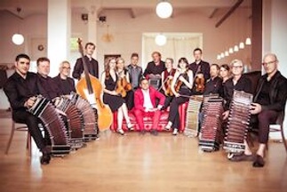Neujahrstango mit dem Gran Orquesta de Tango Carambolage